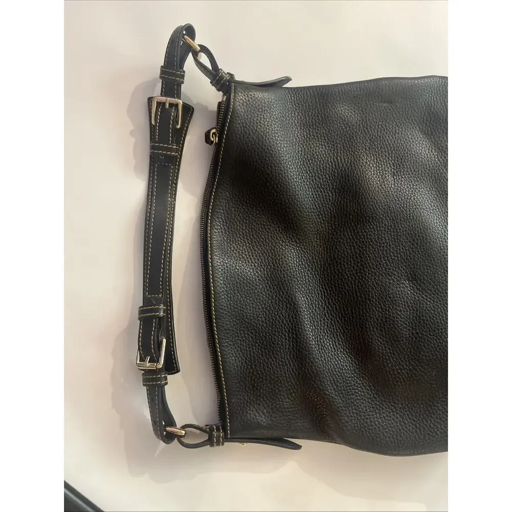 Dooney & Bourke euc dooney